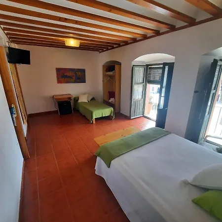 Hostel La Paloma Corredera * Cordoba